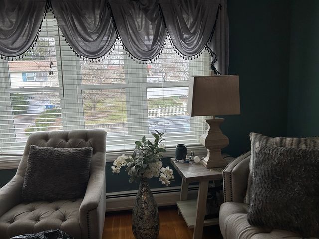 5 Dartmouth St, Randolph, MA 02368