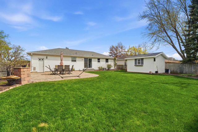 1204 ST AGNES DRIVE, Green Bay, WI 54304