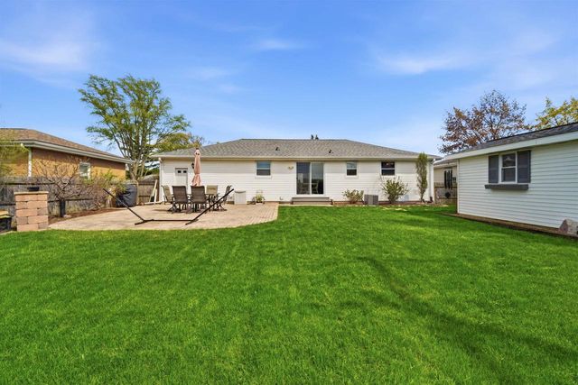 1204 ST AGNES DRIVE, Green Bay, WI 54304