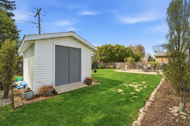 1204 ST AGNES DRIVE, Green Bay, WI 54304