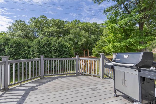 2204 Hillside Drive, Eau Claire, WI 54703