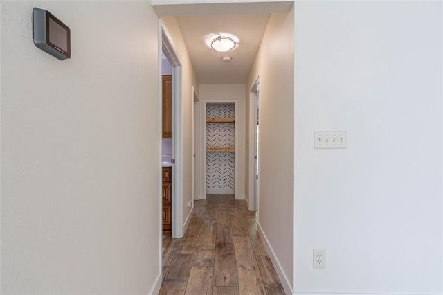 2204 Hillside Drive, Eau Claire, WI 54703