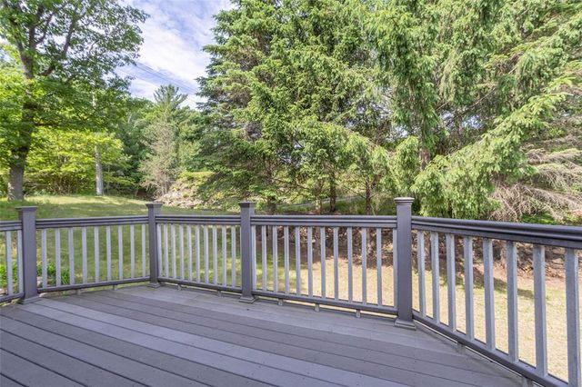 2204 Hillside Drive, Eau Claire, WI 54703