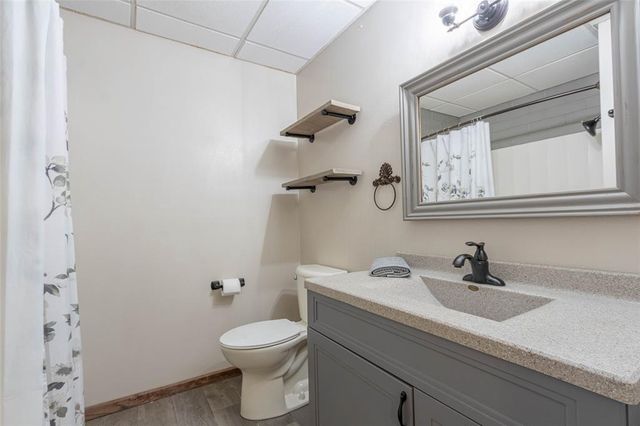 2204 Hillside Drive, Eau Claire, WI 54703