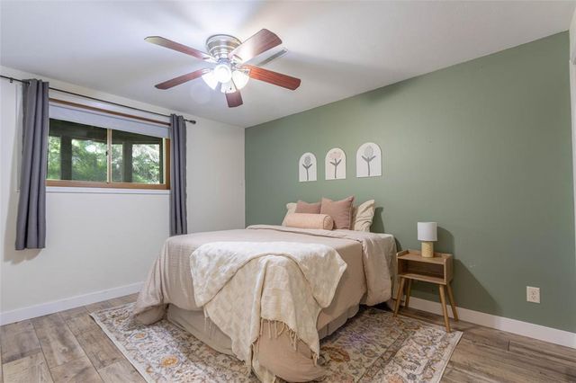 2204 Hillside Drive, Eau Claire, WI 54703