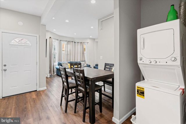 2101 ELSINORE AVE, Baltimore, MD 21216