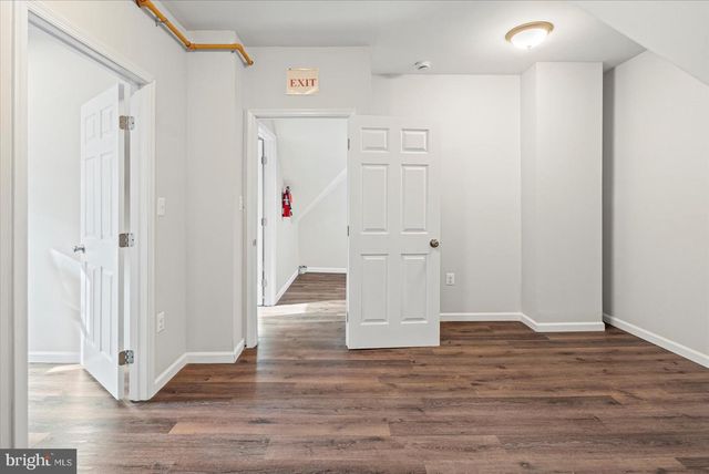 2101 ELSINORE AVE, Baltimore, MD 21216