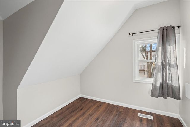 2101 ELSINORE AVE, Baltimore, MD 21216