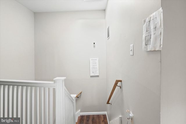 2101 ELSINORE AVE, Baltimore, MD 21216