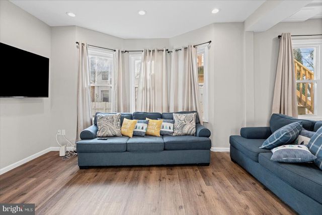 2101 ELSINORE AVE, Baltimore, MD 21216