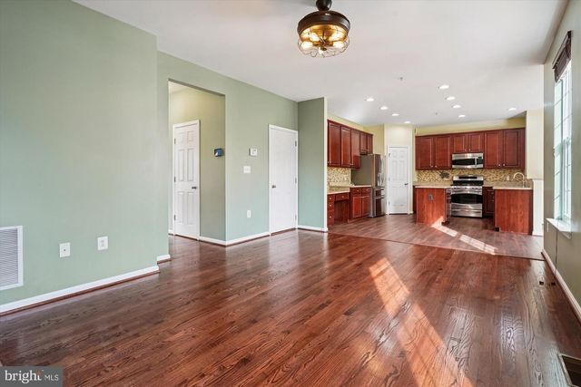 16449 PLUMAGE EAGLE ST, Woodbridge, VA 22191