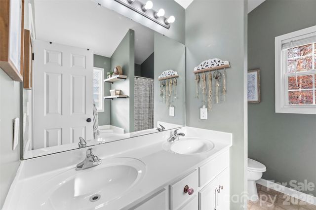 106 Kingsford Drive, Stanley, NC 28164