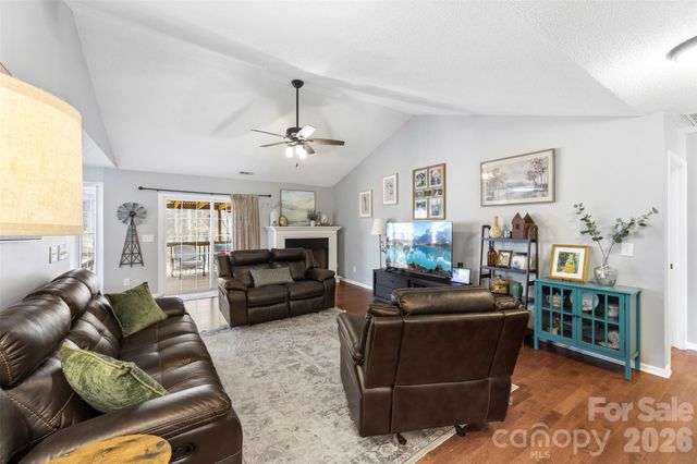 106 Kingsford Drive, Stanley, NC 28164