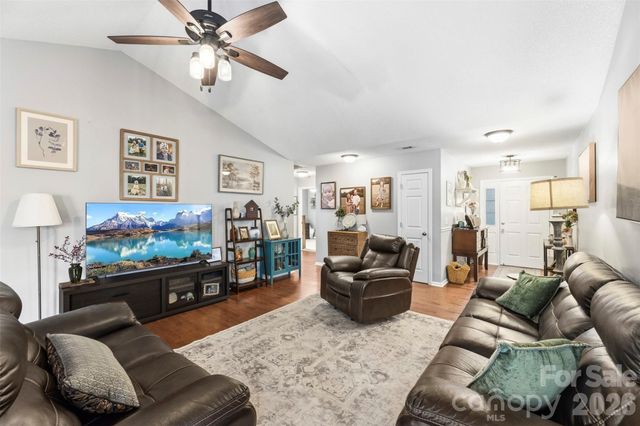 106 Kingsford Drive, Stanley, NC 28164