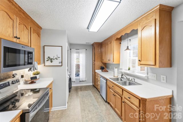 106 Kingsford Drive, Stanley, NC 28164