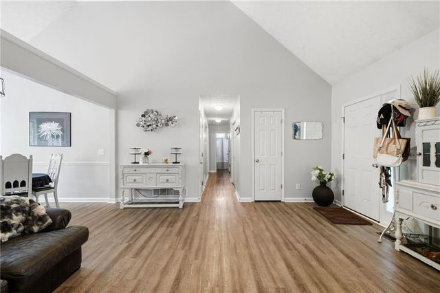118 Brookhaven Lane, Canton, GA 30114