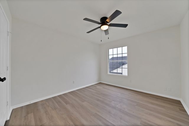 7548 Meadow Creek Drive, Fort Worth, TX 76123