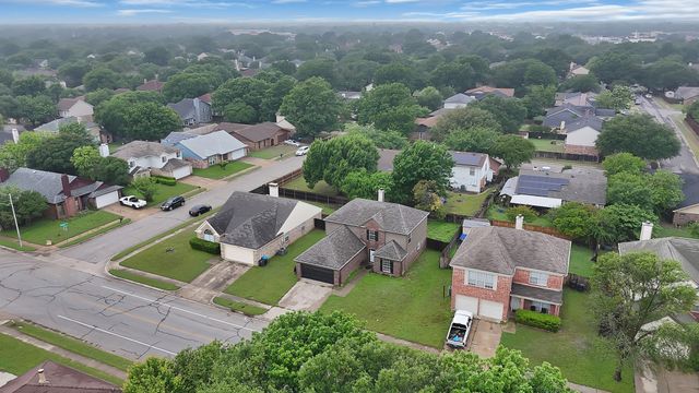 7548 Meadow Creek Drive, Fort Worth, TX 76123