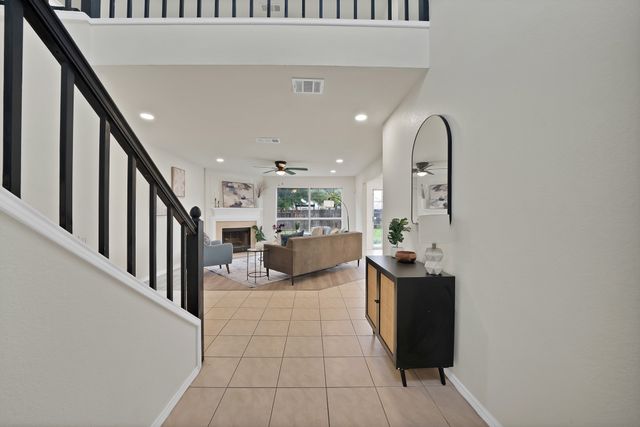 7548 Meadow Creek Drive, Fort Worth, TX 76123