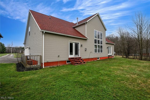 12345 Stafford Road, Chagrin Falls, OH 44023