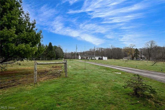 12345 Stafford Road, Chagrin Falls, OH 44023