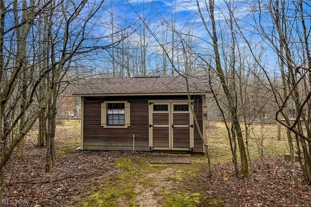 12345 Stafford Road, Chagrin Falls, OH 44023