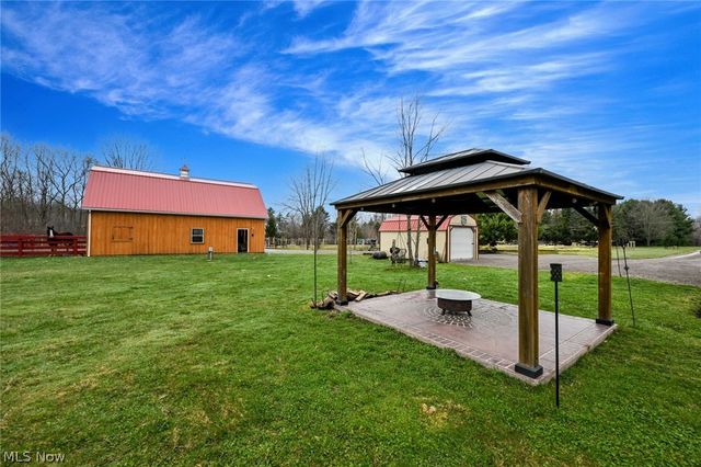 12345 Stafford Road, Chagrin Falls, OH 44023