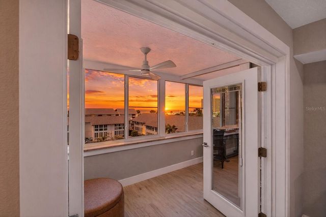 1080 W PEPPERTREE LANE 305A, Sarasota, FL 34242