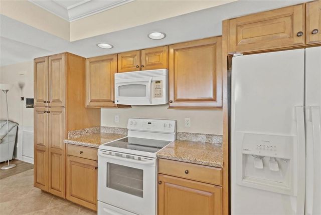 921 BIRDIE WAY, Apollo Beach, FL 33572