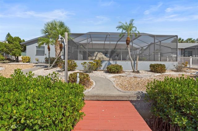 921 BIRDIE WAY, Apollo Beach, FL 33572