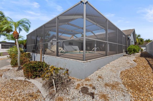 921 BIRDIE WAY, Apollo Beach, FL 33572