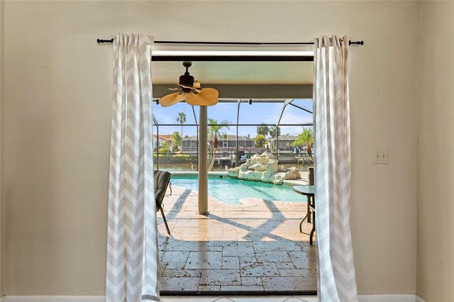 921 BIRDIE WAY, Apollo Beach, FL 33572