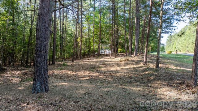 312 Twin Cove Drive 137, Connelly Springs, NC 28612