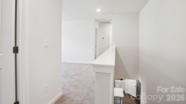 627 Country Oak Drive, Asheville, NC 28804