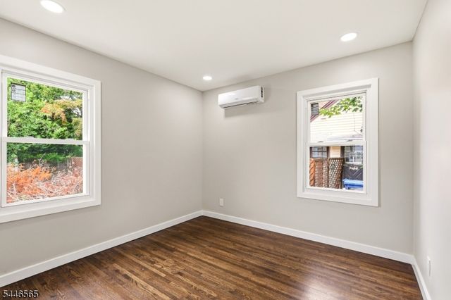 808 Tompkins Ave, South Plainfield Boro, NJ 07080