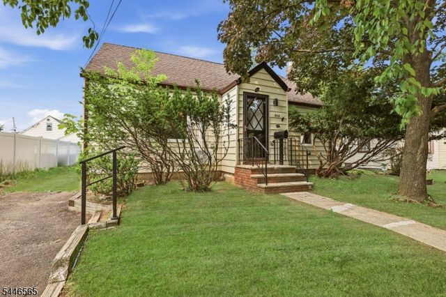 808 Tompkins Ave, South Plainfield Boro, NJ 07080