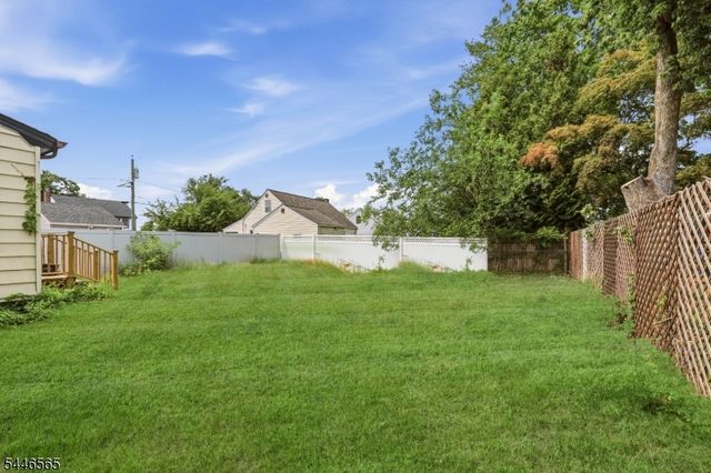 808 Tompkins Ave, South Plainfield Boro, NJ 07080