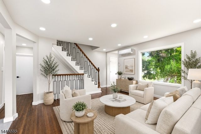 808 Tompkins Ave, South Plainfield Boro, NJ 07080