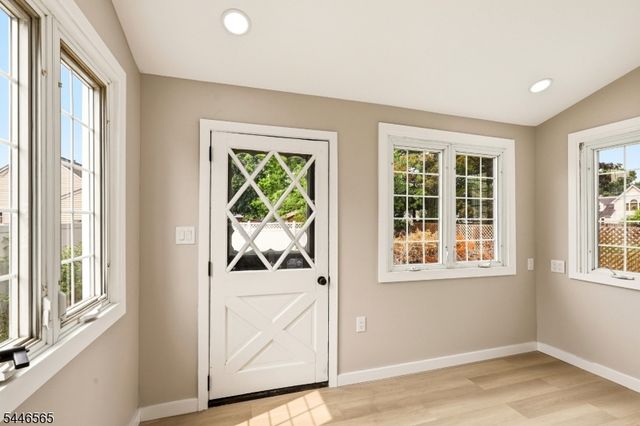 808 Tompkins Ave, South Plainfield Boro, NJ 07080