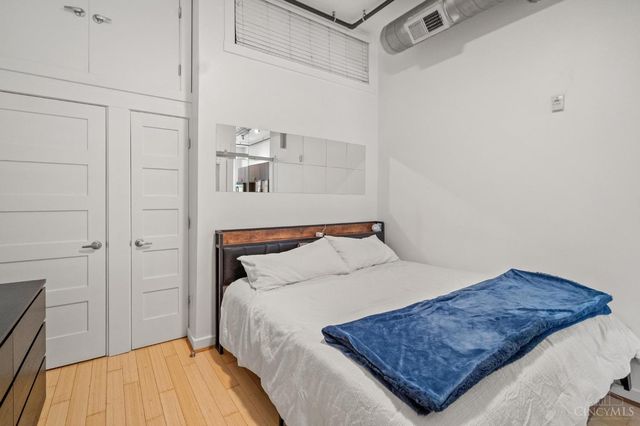 1202 Main Street, Cincinnati, OH 45202