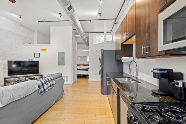 1202 Main Street, Cincinnati, OH 45202