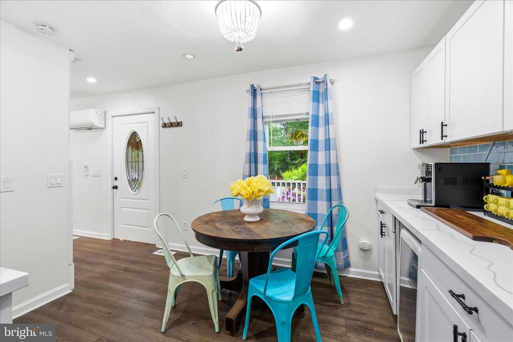 Image 16 of property listing at 4520 MOUNTVILLE RD, Frederick, MD 21703