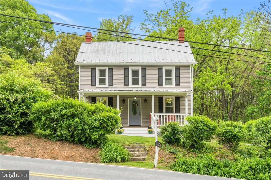 Image 2 of property listing at 4520 MOUNTVILLE RD, Frederick, MD 21703