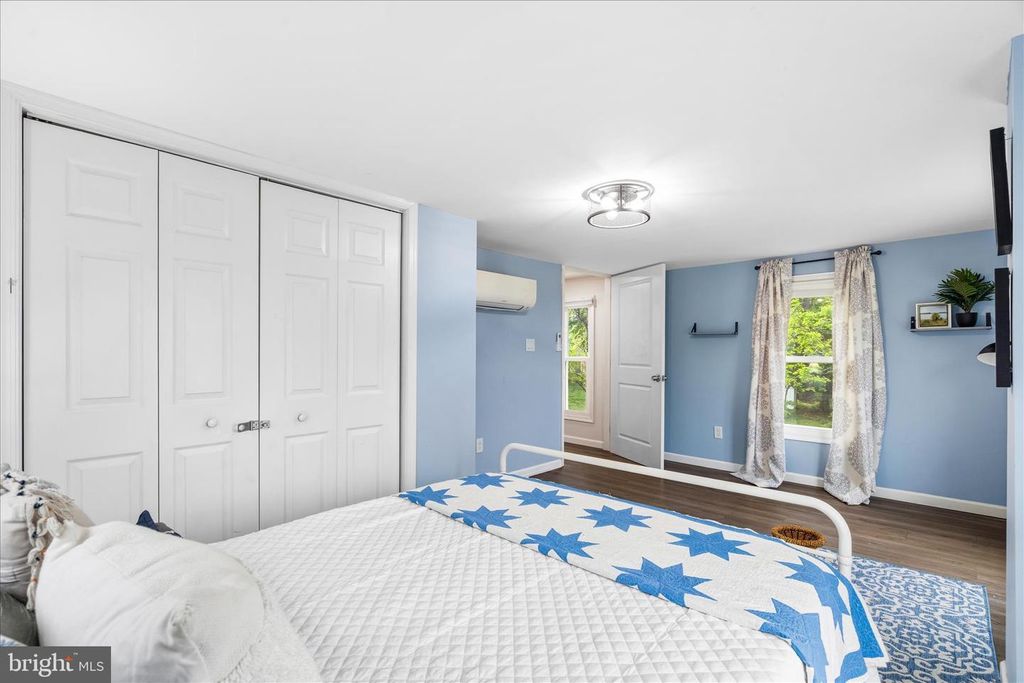 Image 22 of property listing at 4520 MOUNTVILLE RD, Frederick, MD 21703
