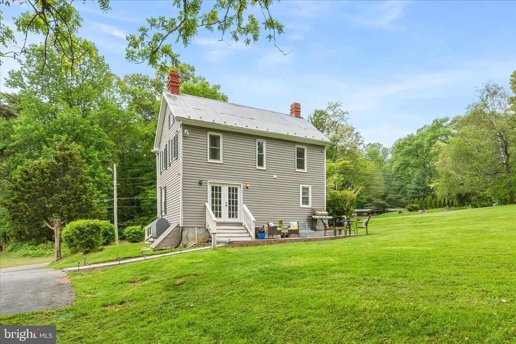 Image 32 of property listing at 4520 MOUNTVILLE RD, Frederick, MD 21703