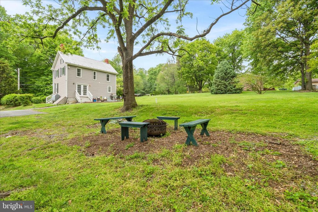 Image 33 of property listing at 4520 MOUNTVILLE RD, Frederick, MD 21703