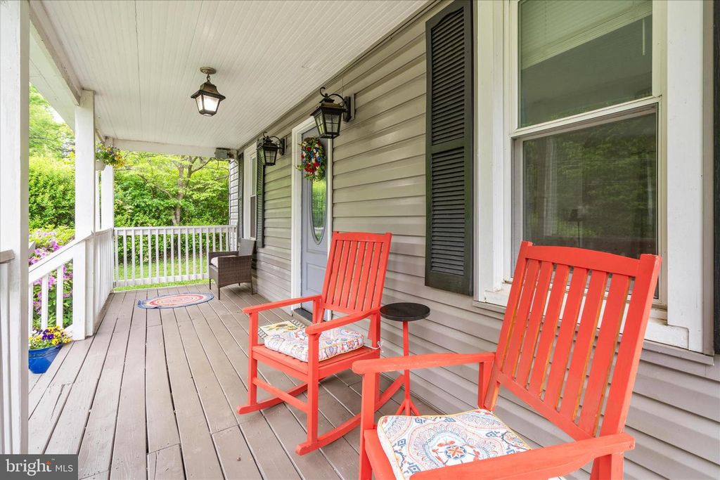 Image 8 of property listing at 4520 MOUNTVILLE RD, Frederick, MD 21703
