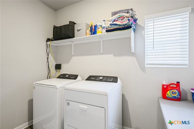 10310 Mager Lane, Hutto, TX 78634