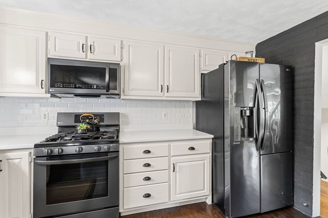 10 Seneca Ln, Wilmington, MA 01887