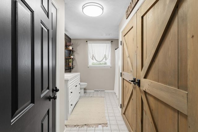 10 Seneca Ln, Wilmington, MA 01887